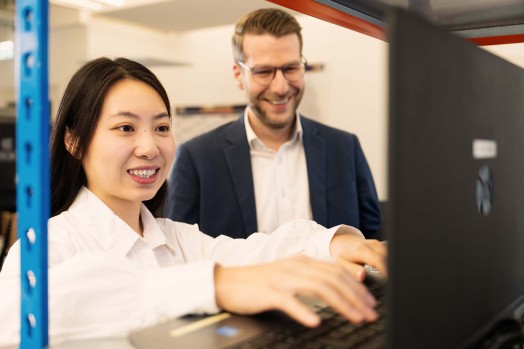 It employee at the laptop